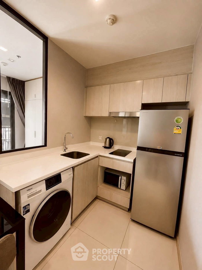 picture 1-BR Condo, Life One Wireless, 10th Floor, BTS Phloen Chit (ID 3078417) - 2/9