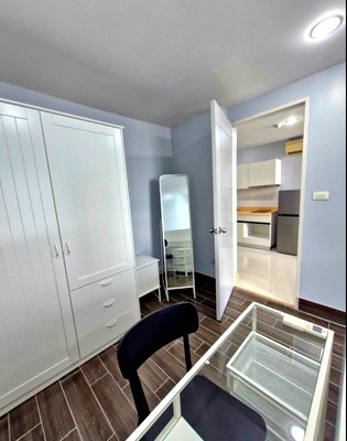 Condos for rent : The President Sukhumvit. 1bed 35sqm. Line id: @pfagent