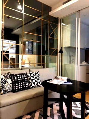 Condos for rent : 🎊 For Rent Condo THE SAINT RESIDENCES Building C, Floor 25,1 bed room, Room size 31 sqm