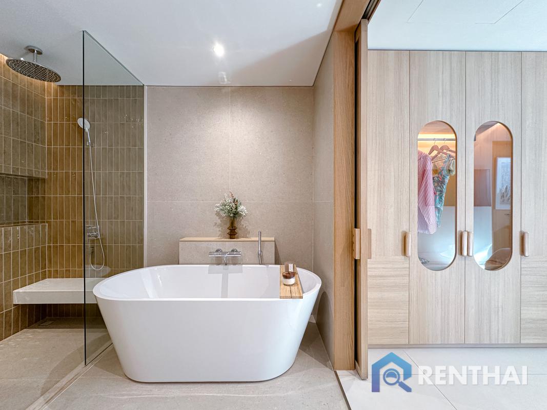 รูป สำหรับ ขาย คอนโด 2 ห้องนอน ที่ The Standard Residences - รูปที่ 3/25