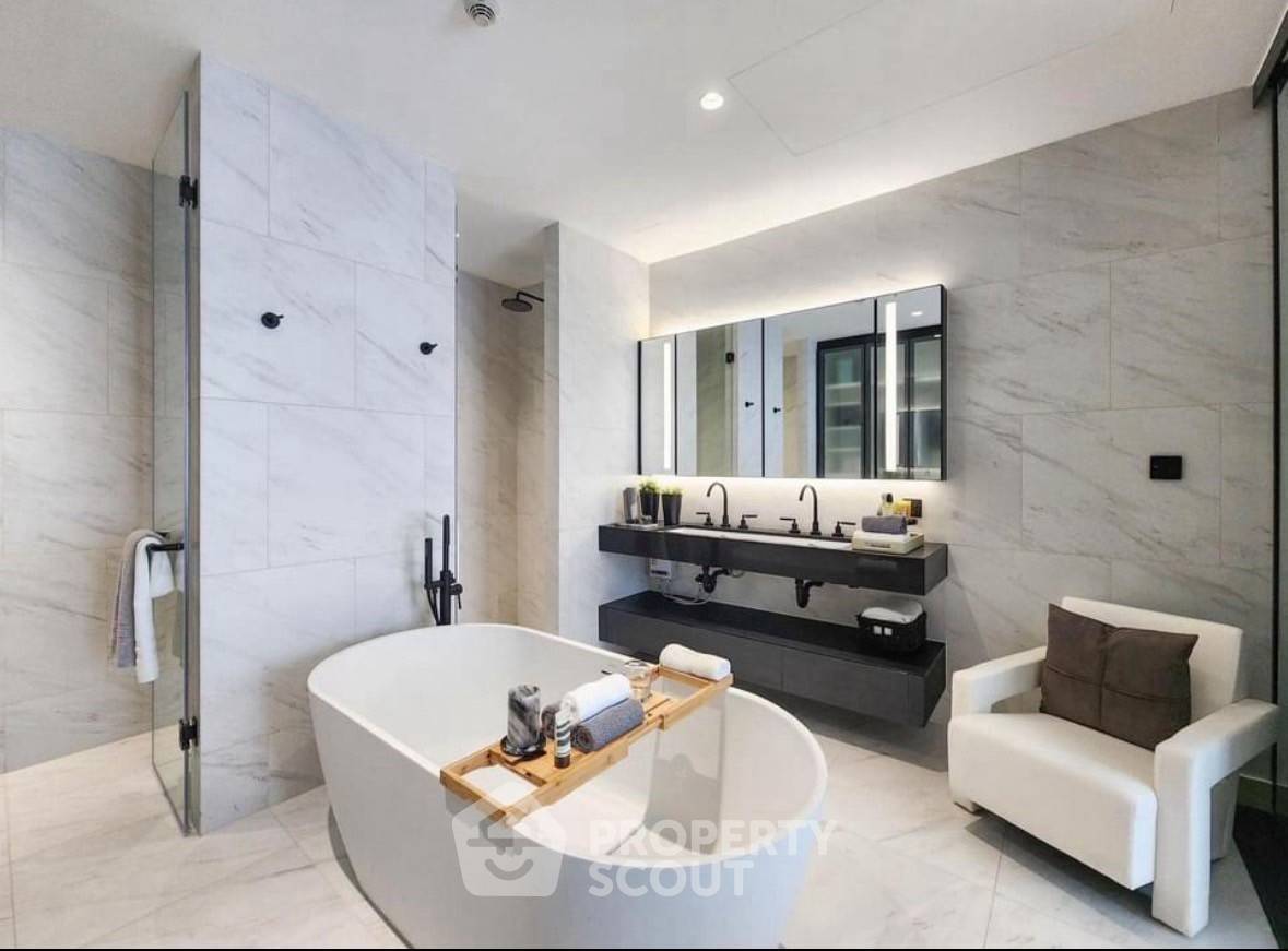 picture 2-BR Condo Tait Sathorn 12 – 100m To BTS Saint Louis (ID 3078489) - 4/11