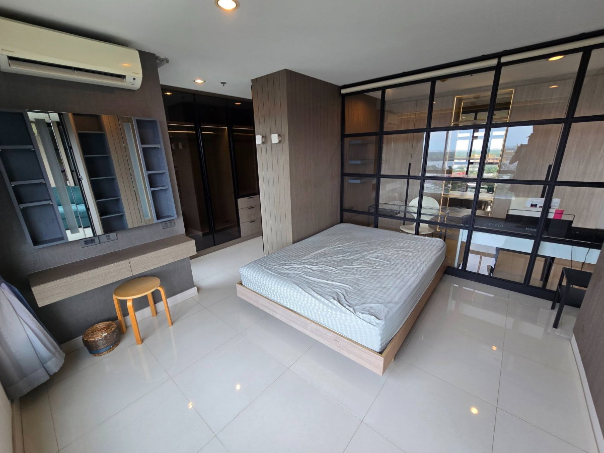 รูป Lumpini Place Rama 4 - Kluaynamthai ห้องสวย ราคาดี สอบถามเพิ่มเติมได้ที่ Line @condorental - รูปที่ 1/13