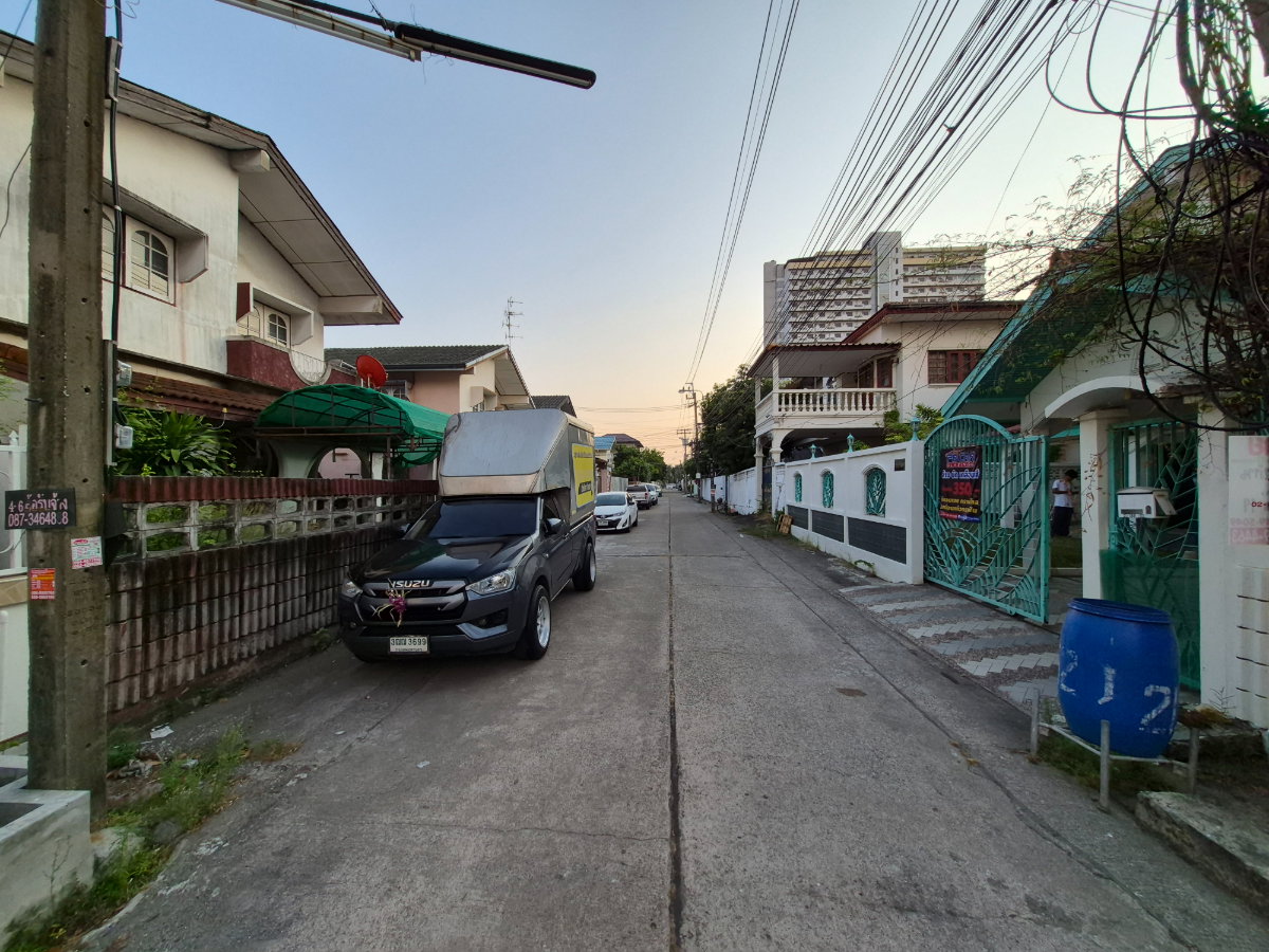 รูป บ้านรีโนเวทใหม่บางนา น่าอยู่มากๆใกล้ BTS บางนา - รูปที่ 6/13