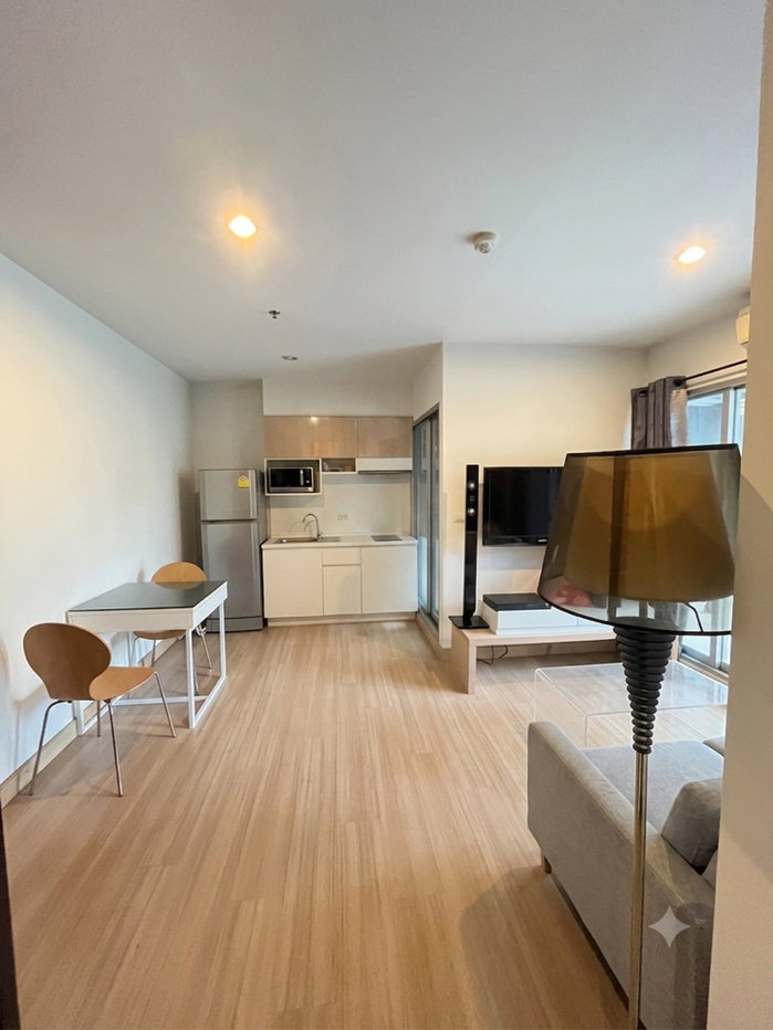 picture Sale! The Parkland Lakeside Srinakarin - 2/5