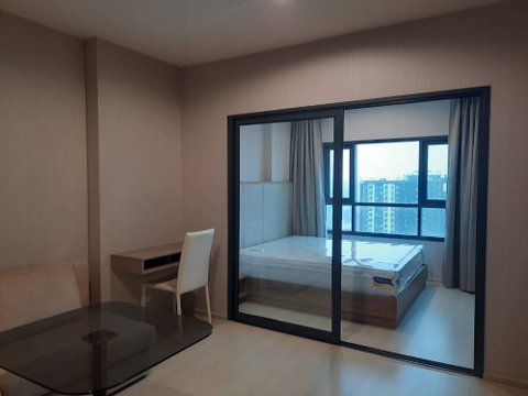 Ideo Thaphra Interchange【𝐒𝐄𝐋𝐋 & 𝐑𝐄𝐍𝐓】🔥Minimalist condo with wooden furniture, complete functionality.🔥 Contact Line ID: @hacondo
