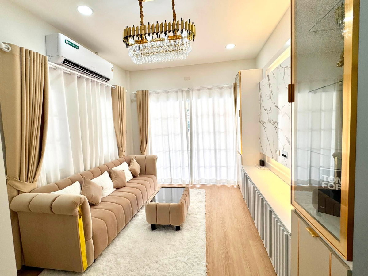 รูป ขายบ้านเดี่ยวรีโนเวทใหม่ สไตล์มินิมอล ม.คลาสสิคโฮม2 ไร่กล้วย ศรีราชา - รูปที่ 29/32