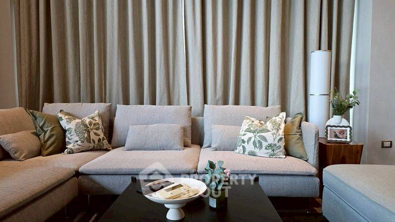 picture 3-BR 265 Sqm Condo At The Crest Ruamrudee, 90m to BTS Phloen Chit (ID 3078501) - 5/9