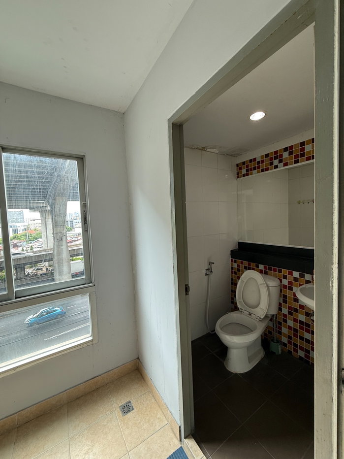 รูป ให้เช่าคอนโด Regent Home บางนา ตึก C ชั้น 5 ห้องหัวมุม ขนาด 64 ตร.ม. พร้อมอยู่ ใกล้ BTS บางนา - รูปที่ 13/13
