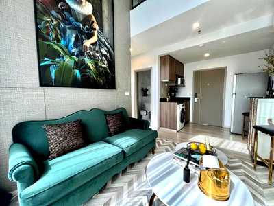 Condos for sale : Ideo Mobi Sukhumvit Eastpoint  1BR  duplex 