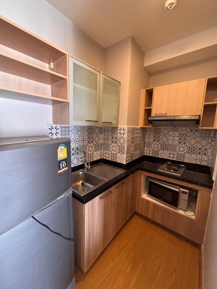 picture The Complete rajprarop condo,  for rent, ready for moving in, newly renovated - 3/11