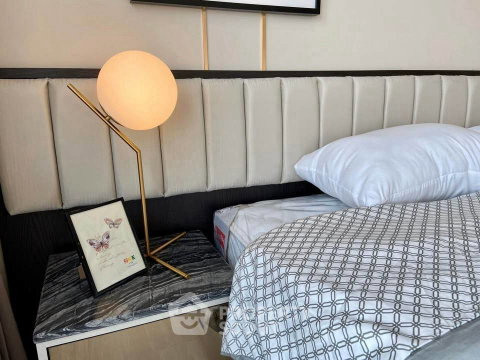 2-BR Condo In Life One Wireless, 4th Floor Near BTS Phloen Chit (ID 3078473)