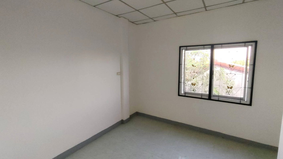 picture Urgent Sale! 2-Storey Townhouse in Chutima Phase 5 🔥 - 9/19