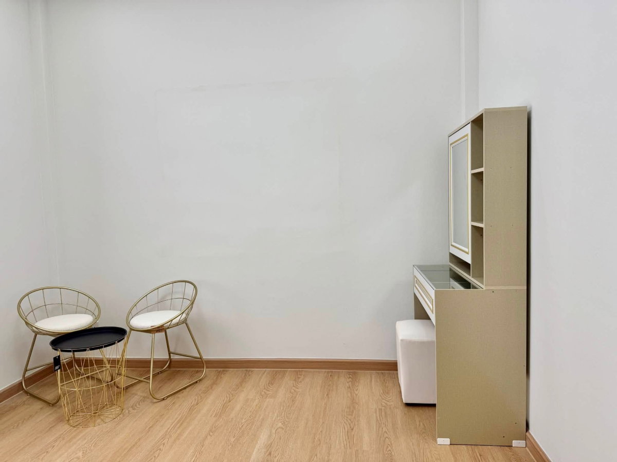 รูป ขายบ้านเดี่ยวรีโนเวทใหม่ สไตล์มินิมอล ม.คลาสสิคโฮม2 ไร่กล้วย ศรีราชา - รูปที่ 22/32