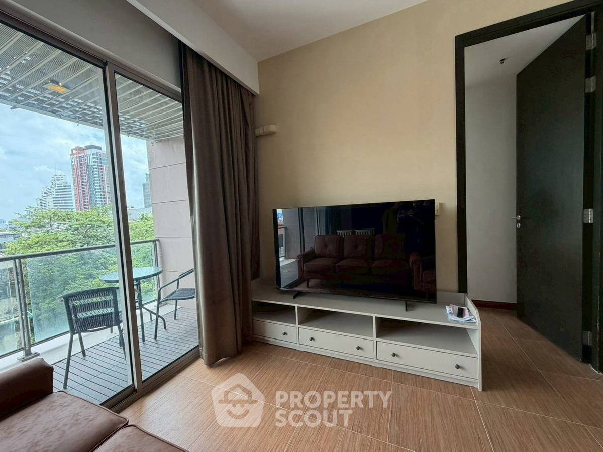picture 2-BR Condo The Lofts Yennakart, 5th Floor, Chong Nonsi (ID 3078475) - 6/19