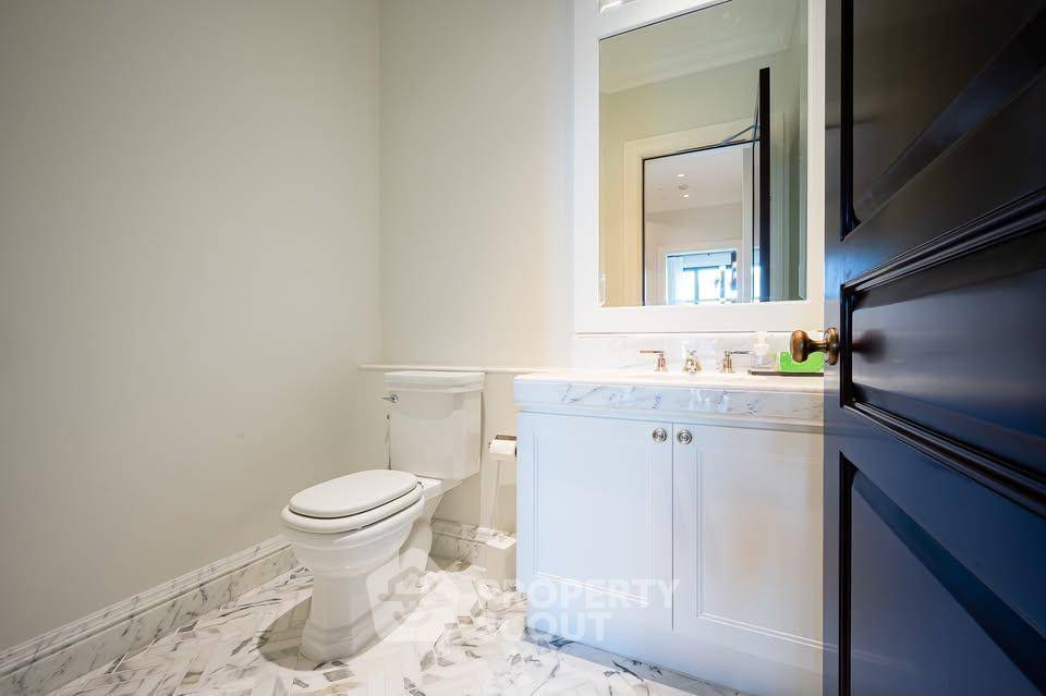 picture 2-BR Condo Pet-Friendly At 98 Wireless near BTS Phloen Chit (200m) (ID 2522276) - 7/19