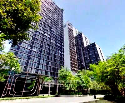Condos for rent : High-Floor 1-BR At Noble Be 33 Near BTS Phrom Phong (ID 3075002)