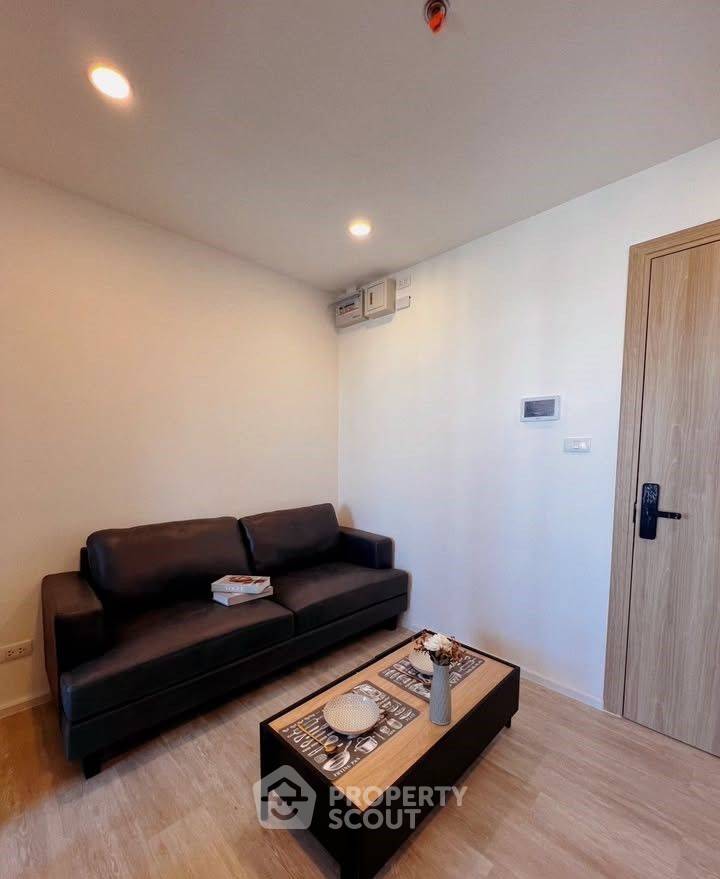 picture High-Floor 1-BR 25 Sqm At The Clev Riverline, Near BTS (ID 3078729) - 3/12