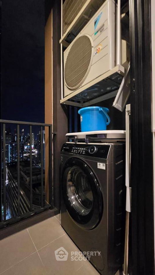 รูป คอนโด 1 ห้องนอน 27th-Floor ขนาด 32 ตร.ม. ที่ Nue District R9 ใกล้ MRT พระราม 9 200 ม. (ID 3076475) - รูปที่ 12/13