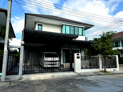 บ้านเดี่ยว กรุงเทพมหานคร : ขายบ้านเดี่ยวแถว รร.สวนกุหลาบฯ ธนบุรี - ห่างกันเพียง1km