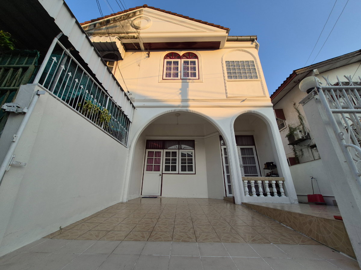 รูป บ้านรีโนเวทใหม่บางนา น่าอยู่มากๆใกล้ BTS บางนา - รูปที่ 1/13