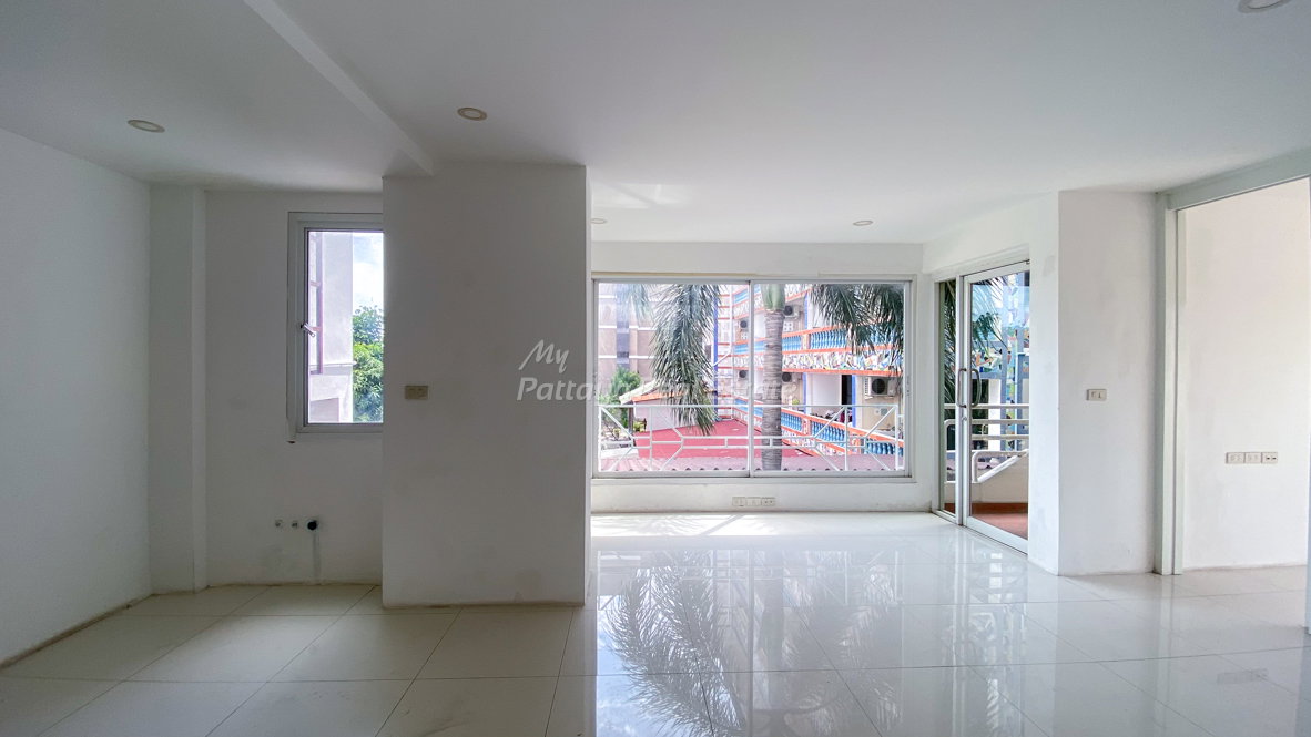 picture 🛏️ 1 Bed - 🛁 1 Bath - 🏙️ Pool View - 🇹🇭 THAI name - 🏢 Jada Beach Residence Pattaya - Ref: JDB01 - 8/10