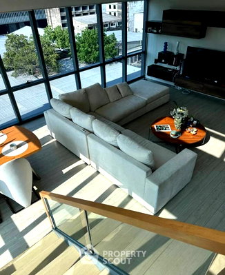 Condos for sale : 2-BR 117 Sqm Condo At The Room Sukhumvit 21, Near MRT Sukhumvit (ID 3078610)