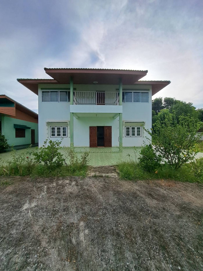 รูป ขายบ้านเดี่ยว2หลังพร้อมที่ดินและสวนผลไม้ เนื้อที่2ไร่70ตรว. ต.เมือง อ.เมืองเลย จ.เลย - รูปที่ 1/14