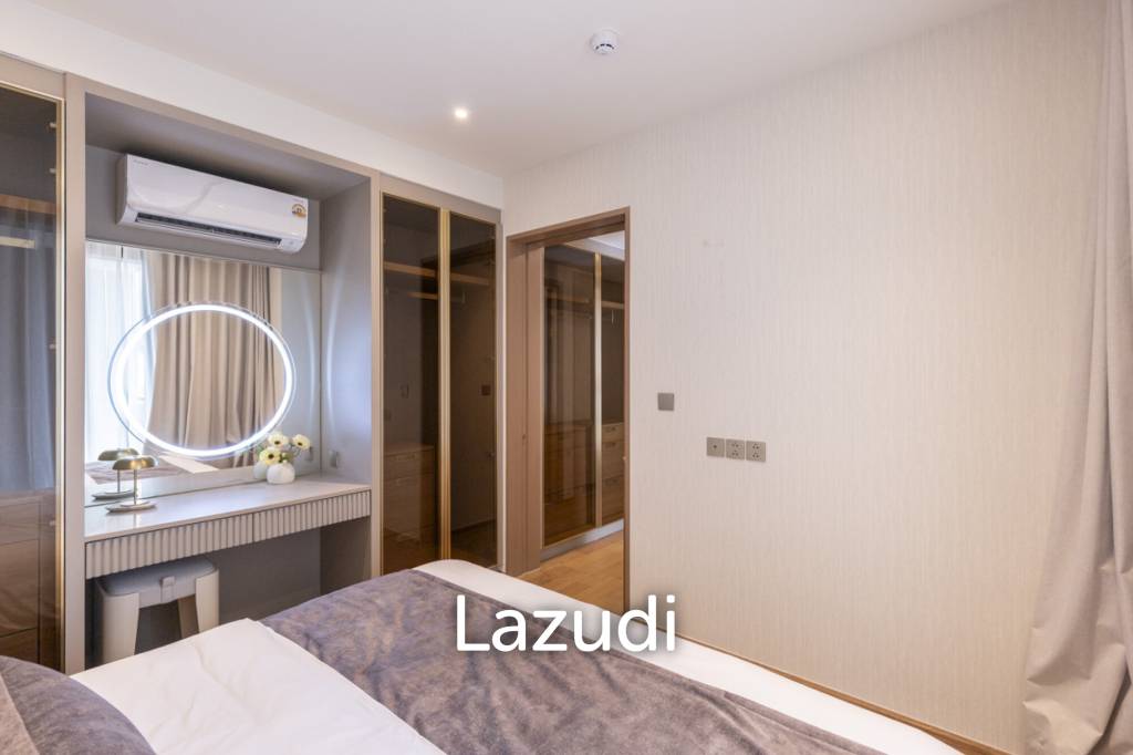 picture 88 sqm modern 2 bedroom condo on 5th floor at Via 34 Khlong Toei Bangkok - 11/19