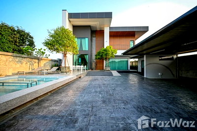 Houses for sale Bang Lamung Chonburi : 4 Bedroom Villa for sale in Huai Yai, Chon Buri  5354862