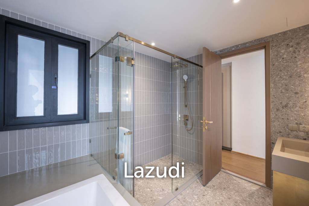 picture 88 sqm modern 2 bedroom condo on 5th floor at Via 34 Khlong Toei Bangkok - 18/19