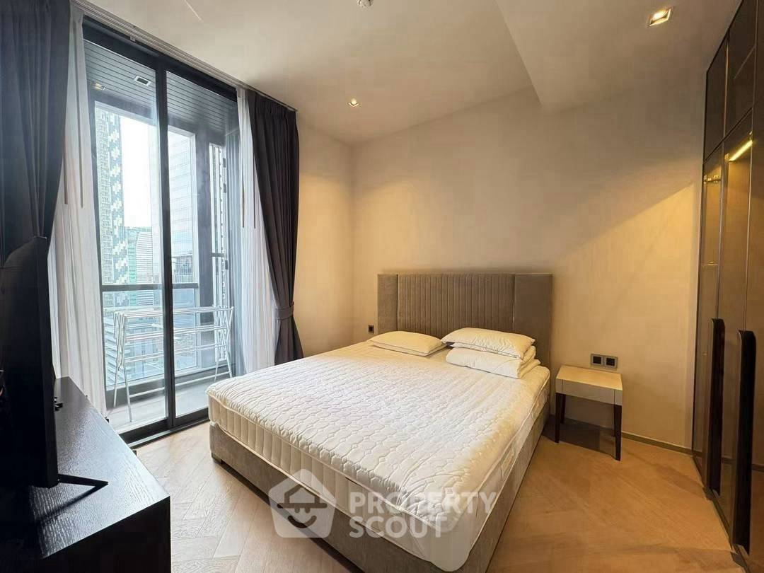 picture 2-BR Condo At The Reserve Sathorn, High-Floor 22 Near BTS Sala Daeng (ID 3078358) - 9/13