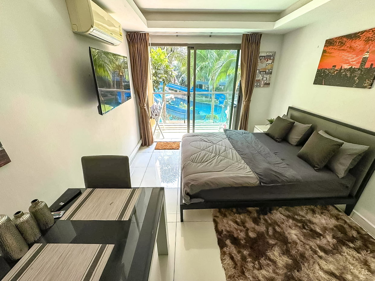 picture Laguna Beach Resort 2 Pattaya Condo for Rent Studio Pool View - 5/7