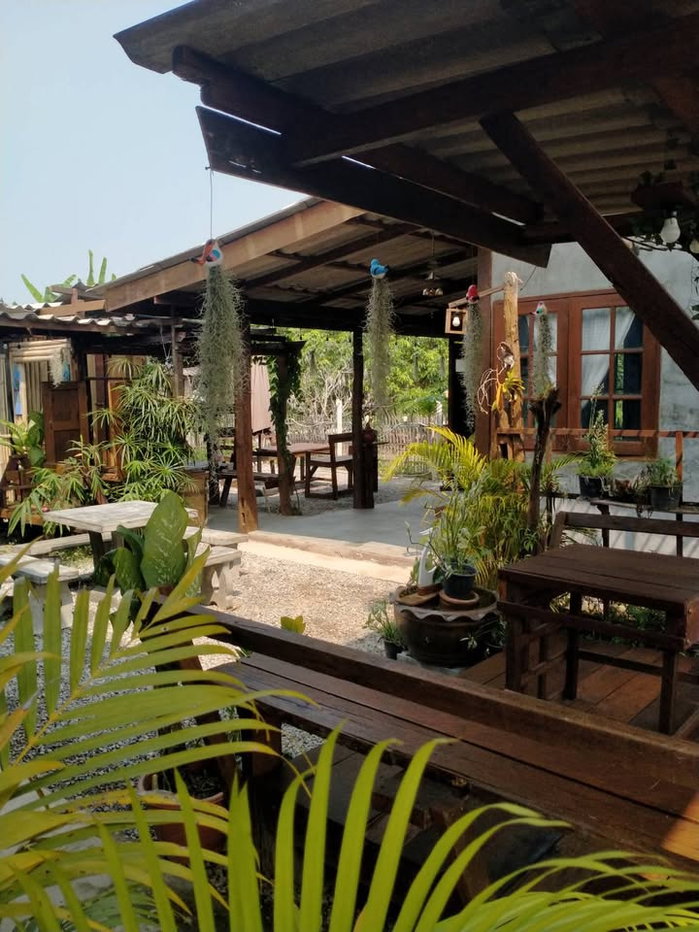 รูป 🏡 ขายด่วน! บ้านสร้างใหม่สไตล์โฮมสเตย์รีสอร์ท 2 หลังในพื้นที่เดียว ทำเลทอง อ.หางดง! T.063-6649056 - รูปที่ 13/34