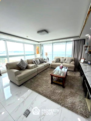Condos for sale : 2-BR Condo For Sale In Northshore, 187 Sqm, Pattaya North (ID 3078739)