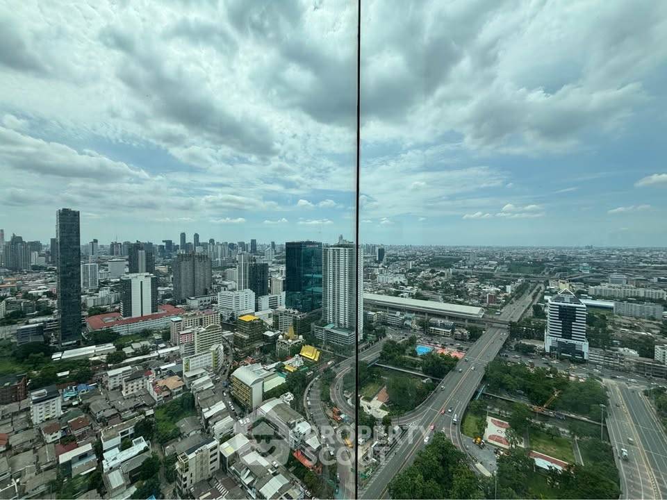 รูป คอนโด 3 ห้องนอน C Ekkamai ชั้น 42 ขึ้นไป ใกล้ ARL รามคำแหง (ID 3080837) - รูปที่ 2/10