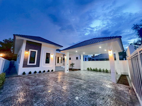 For Sale | Brand-New Modern Single-Storey Detached House | Free Transfer Fee