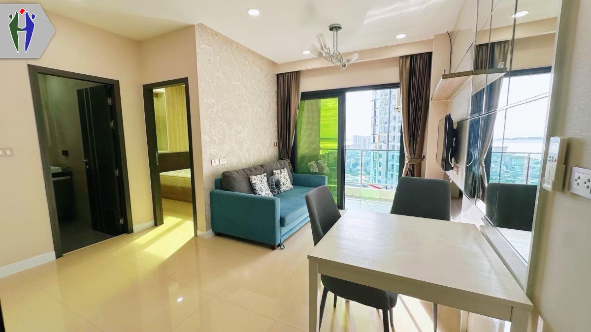 picture Condo for rent, Dusit Grand View , walk to the beach 5 minutes - 6/8