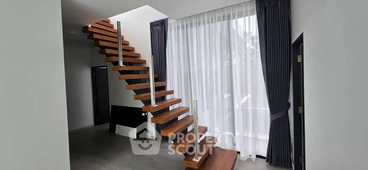 รูป บ้านพูลวิลล่า 4 ห้องนอน สไตล์ Luxury Pool Villa ใน หินเหล็กไฟ (เลี้ยงสัตว์ได้) (ID 3079474) - รูปที่ 6/6