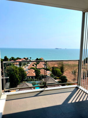 ขายคอนโด : ขายคอนโดติดทะเล  The Oriental beach Rayong