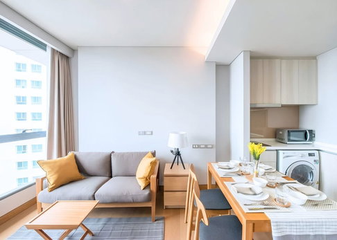 Condo for Rent at The Lumpini 24 (F6907073)