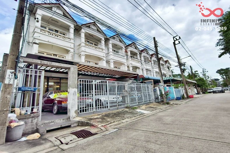 รูป ขายทาวน์โฮม 3 ชั้น 24 ตร.ว. ลาดพร้าว 113 ใกล้รถไฟฟ้าสายสีเหลืองสถานีบางกะปิ - รูปที่ 1/8