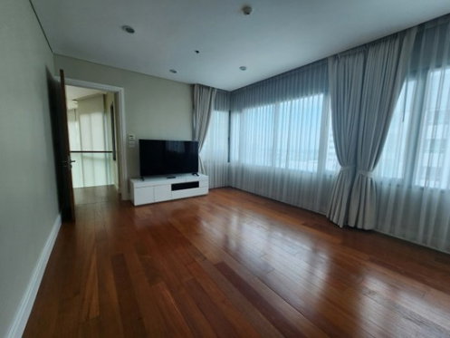 รูป LTH15938 - Luxury Duplex Condo for Rent Phrom Phong | Bright Sukhumvit 24 | 200,000 THB - รูปที่ 4/10