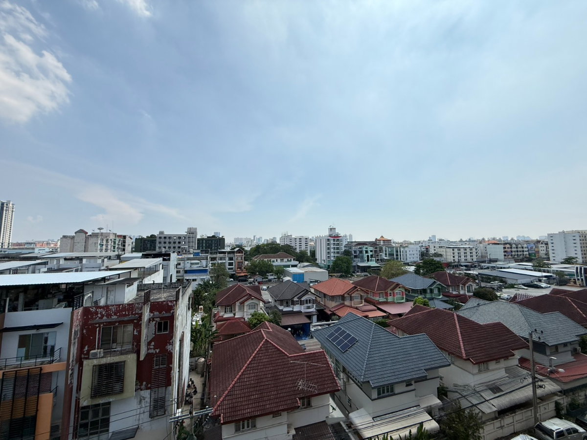 รูป ให้เช่า  รีเกิล อ่อนนุช-ศรีนครินทร์ (1 ห้องนอน) ชั้น 7 ตึก C ตั้งอยู่ในซอยสุภาพงษ์ 3 แยก 8  เข้าออกได้ทั้งจากซอยศรีนครินทร์ 40 และ 42 - รูปที่ 17/18
