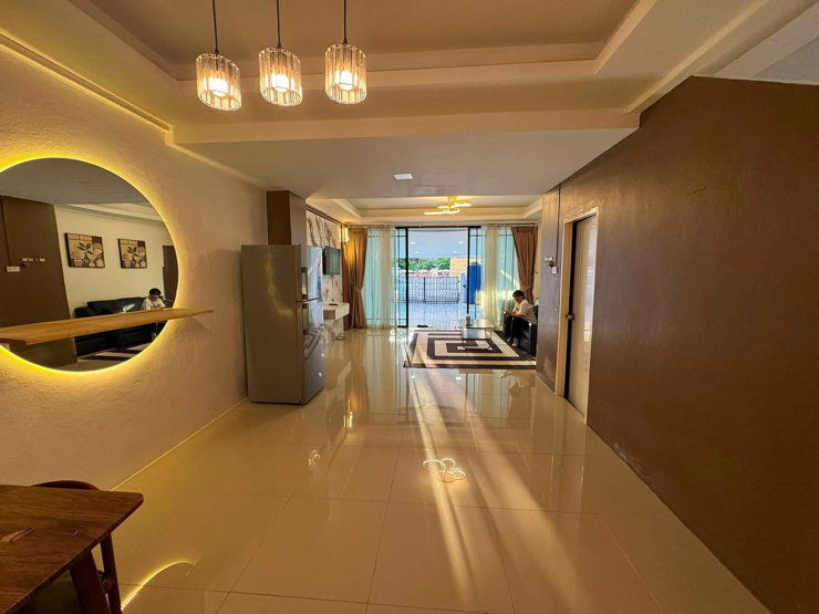 picture Townhouse for rent in Pattaya  - 9/12