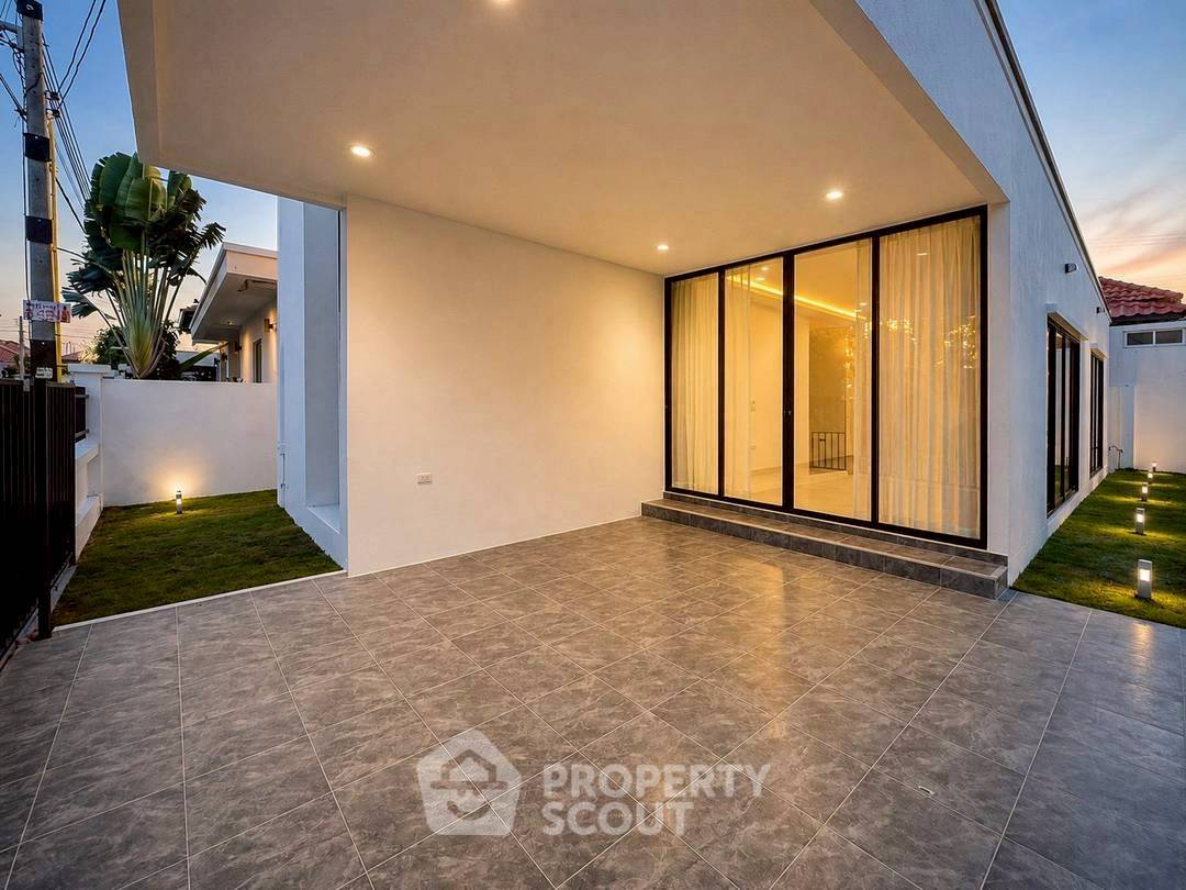 รูป คอนโด 3 ห้องนอน 150 ตร.ม. ให้เช่า วินด์แฮม จอมเทียน พัทยา (เลี้ยงสัตว์ได้) (ID 3080144) - รูปที่ 12/12