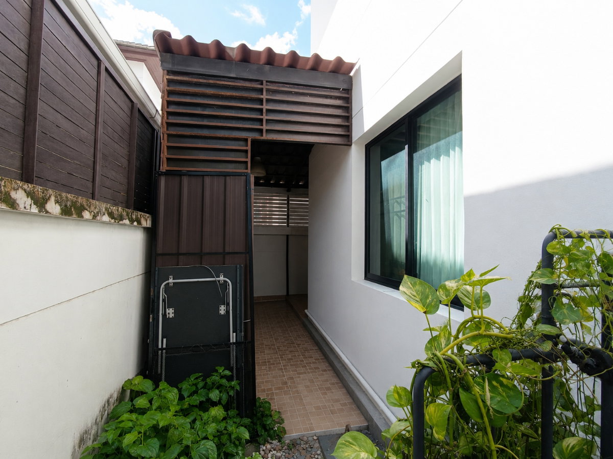 รูป 🔥 บ้านเดี่ยว 2 ชั้น โซนบางนา–ประเวศ เพียง 6.5 ล้านบาท! 🏡 เลควิว พาร์ค บางนา 🔥 - รูปที่ 18/23