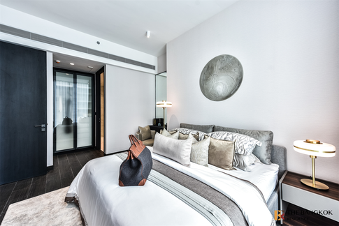 Tait 12 Premium Luxury Condo in Prime Location near BTS Saint Louis