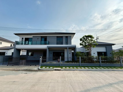 รูปภาพ 🏡✨ ให้เช่าบ้านเดี่ยวหรู 2 ชั้น — Centro ทวีวัฒนา บ้านใหม่มาก Built-in ทั้งหลัง พร้อมเรือนรับรอง หิ้วกระเป๋าเข้าอยู่ได้เลย