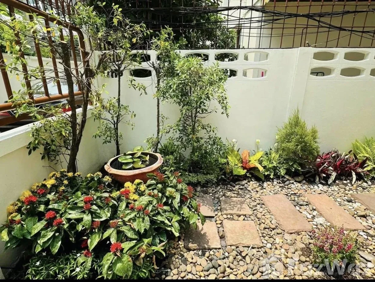 picture 5 Bedroom House for rent in Khlong Toei Nuea, Bangkok  6577013 - 17/19