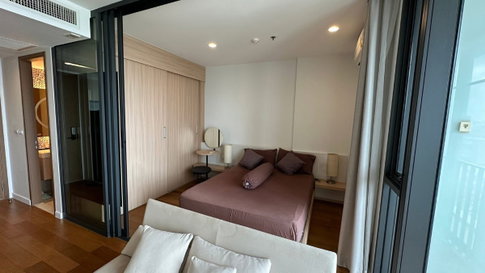 MN3713 Bright Wongwian Yai Full Furnitured and electrical